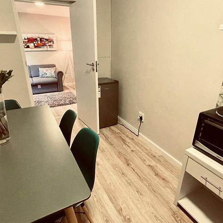 Cozy Apartments In Belgrade, Cukarica, Zeleznik, Free Parking And Wifi Rom bilde