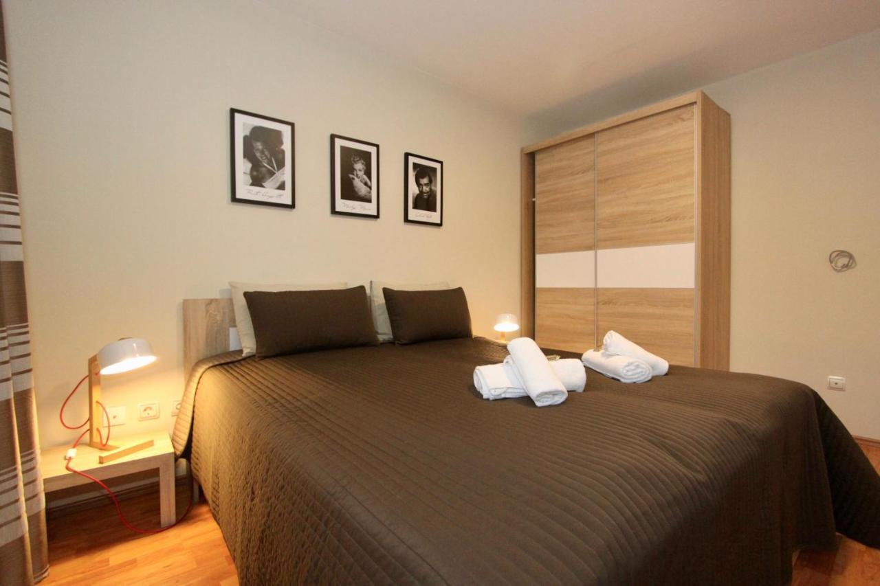Cozy Apartments In Belgrade, Cukarica, Zeleznik, Free Parking And Wifi Eksteriør bilde